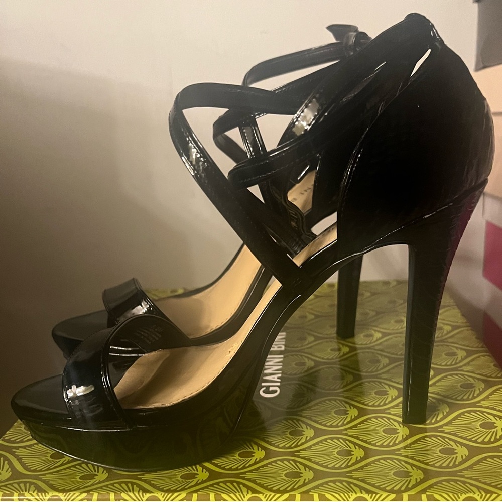 Black leather heel